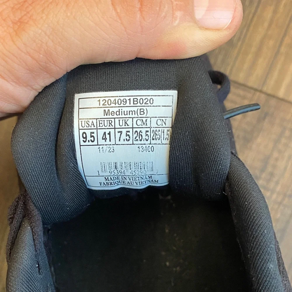 Brooks Glycerin 21 Gts Black Athletic Shoes - Picture 11 of 12